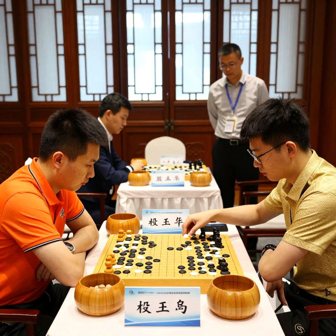 ChessBase Magazine #225: प्राग 2026 की 27 मिनिएचर और वह आंकड़ा जो पत्रिका नहीं छापती